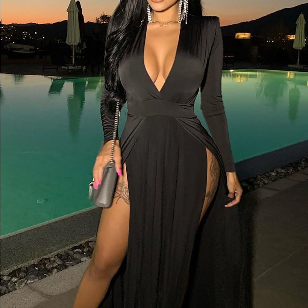 Fashion Nova Spree Black Dress - Long Sleeve; 2 high splits